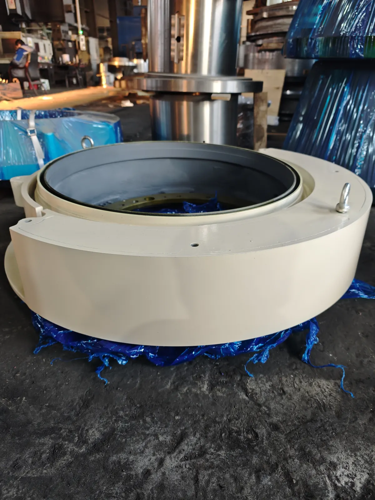 Horizontal counterweight photo
