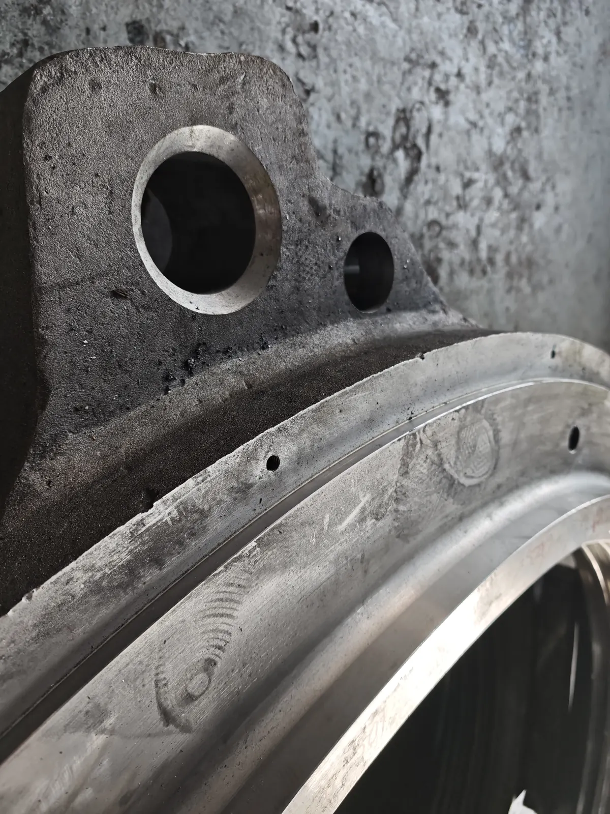 Lock nut detail 2