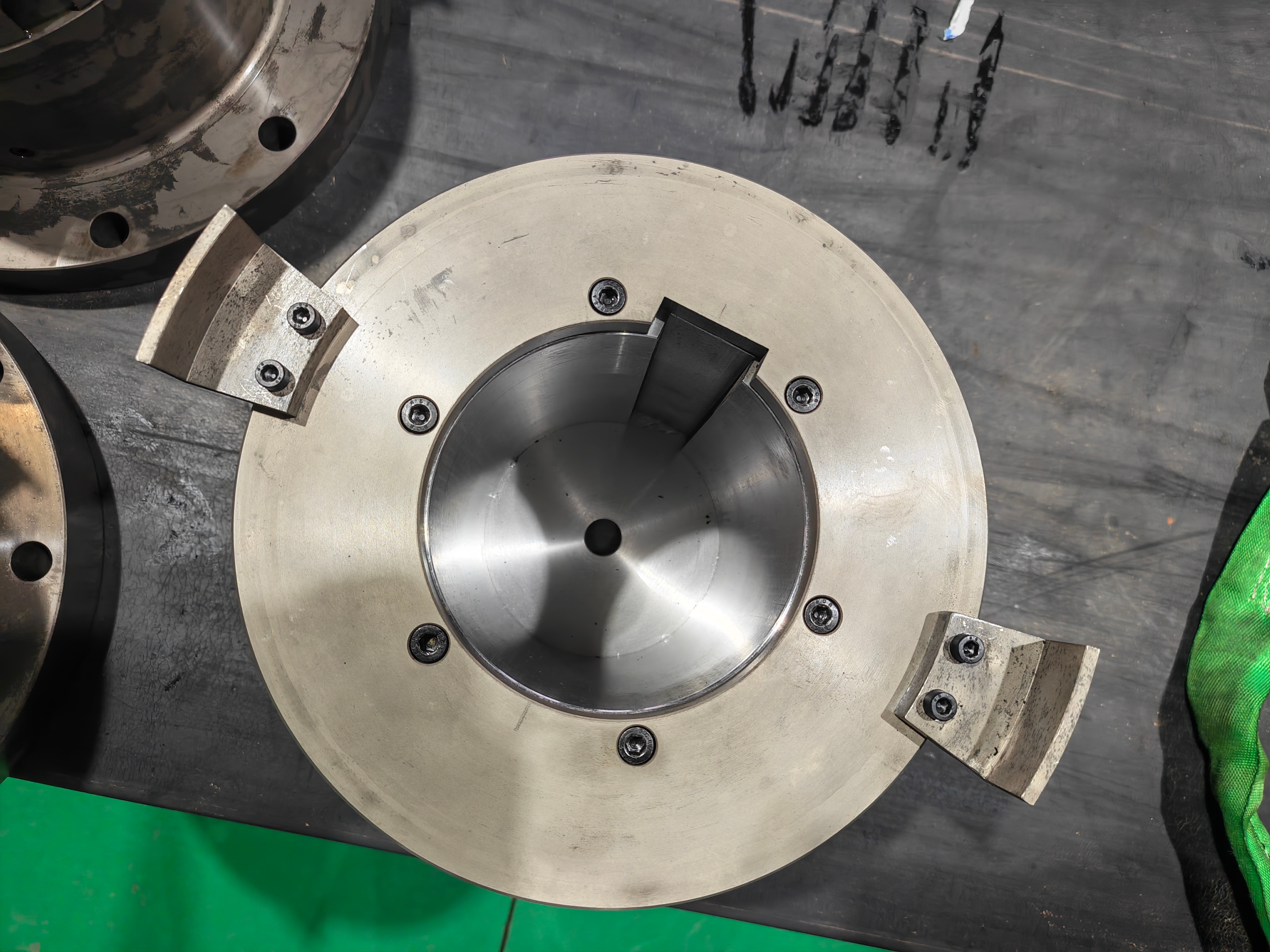 Hydraulic coupling detail 3