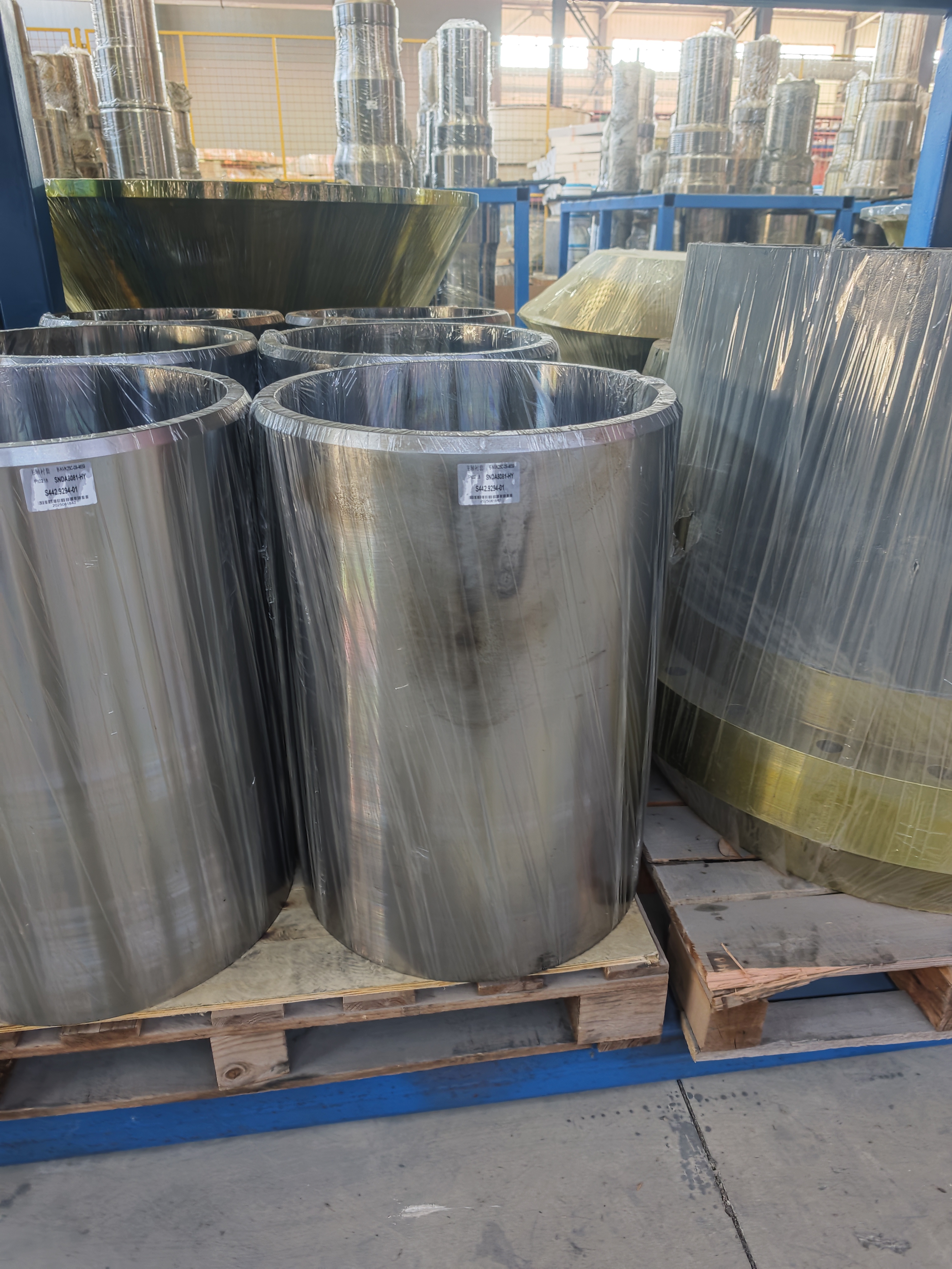 Main shaft sleeve